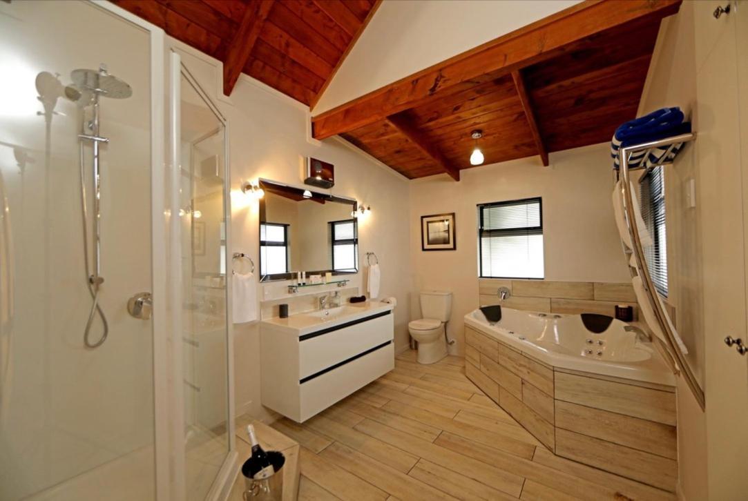 Coromandel Central Cottage Luxury W Spa المظهر الخارجي الصورة