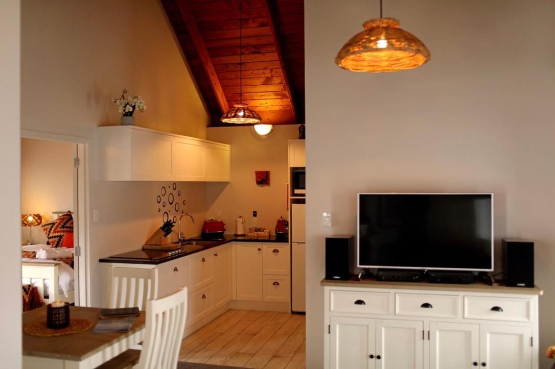 Coromandel Central Cottage Luxury W Spa المظهر الخارجي الصورة